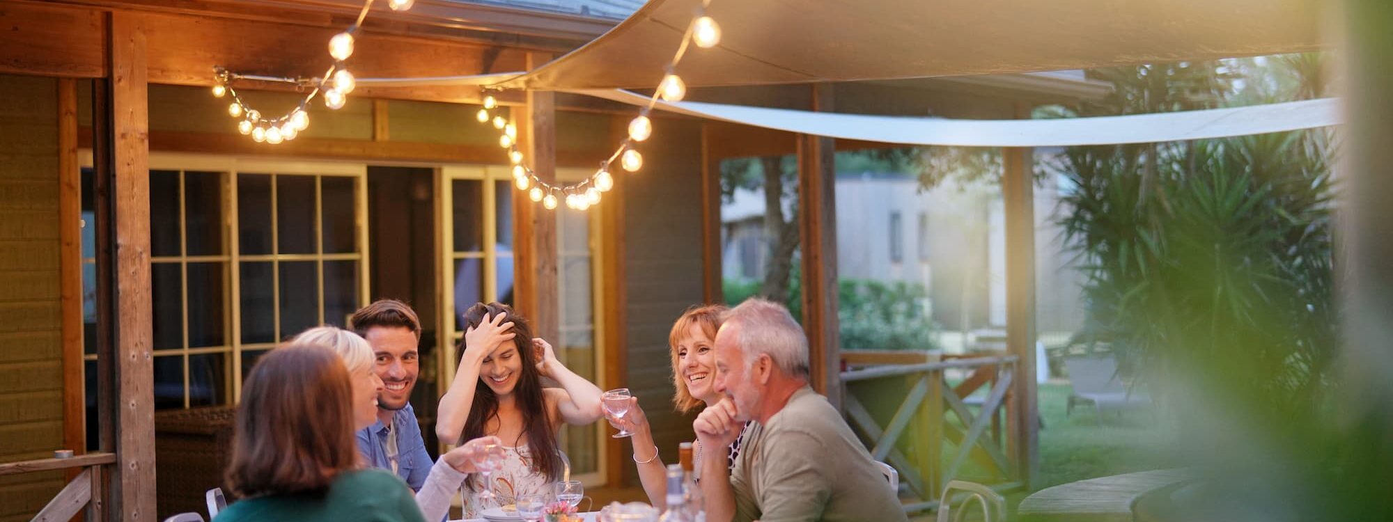 ADOBESTOCK_228252321 2000X750 | Vins d'Alsace Bernard Haegelin Peut-on mettre du rosé au frais ou au congélateur avant un barbecue ? Kingersheim